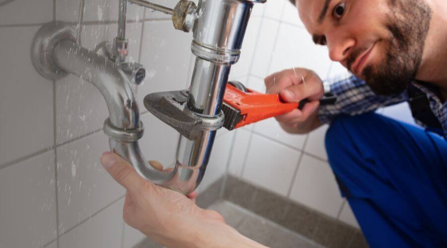 Professional sewer line replacement in Center Line, MI